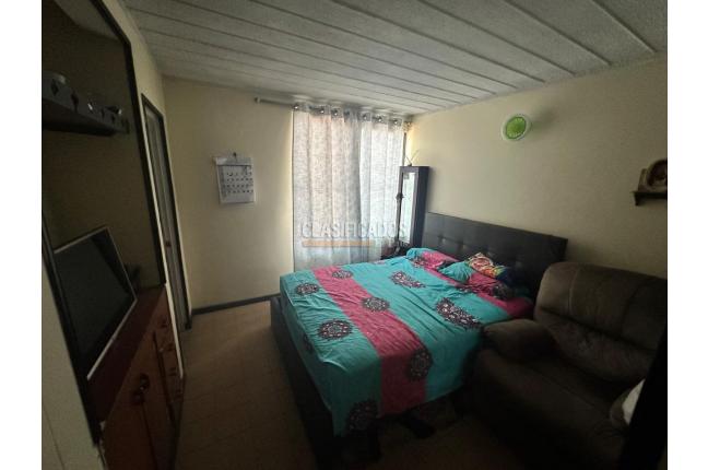 Apartamentos, Venta, Primero de Mayo - $290.000.000