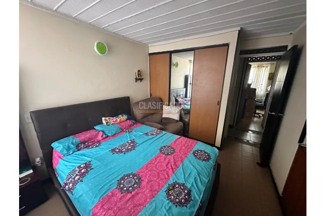 Apartamentos, Venta, Primero de Mayo - $290.000.000