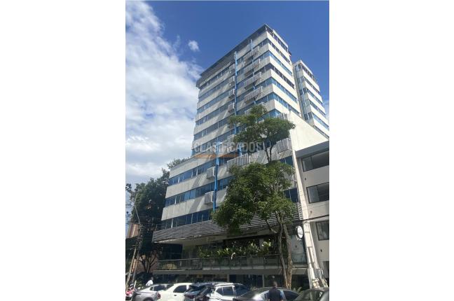 Oficinas y Consultorios, Alquiler en Santa Mónica Residencial