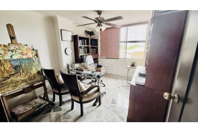 Apartamentos, Venta, La Flora - $400.000.000