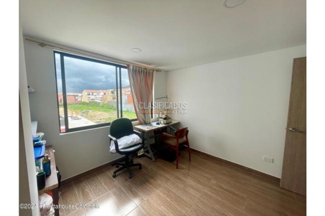 Apartamentos, Venta, Cota - $310.000.000