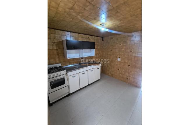 Casas, Alquiler, Bogotá - $3.000.000