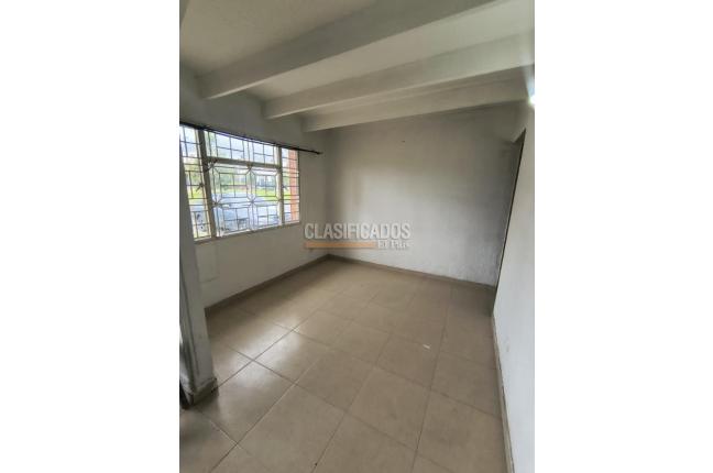 Casas, Alquiler, Bogotá - $3.000.000