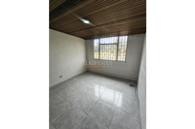Casas, Alquiler, Bogotá - $3.000.000