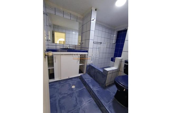 Apartamentos, Alquiler, Acacias - $1.400.000