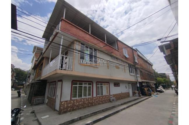 Apartamentos, Alquiler en San Luisito
