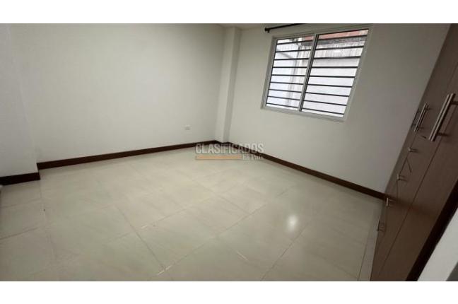 Apartamentos, Venta, La Floresta - $275.000.000