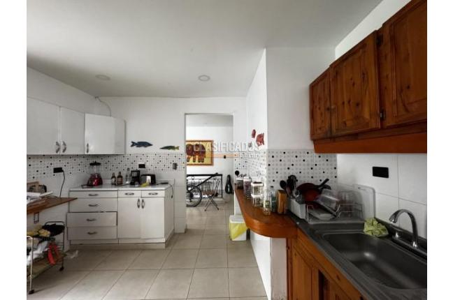 Casas, Venta, Miraflores - $360.000.000