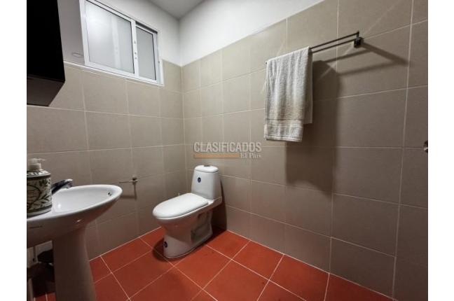Casas, Venta, Miraflores - $360.000.000