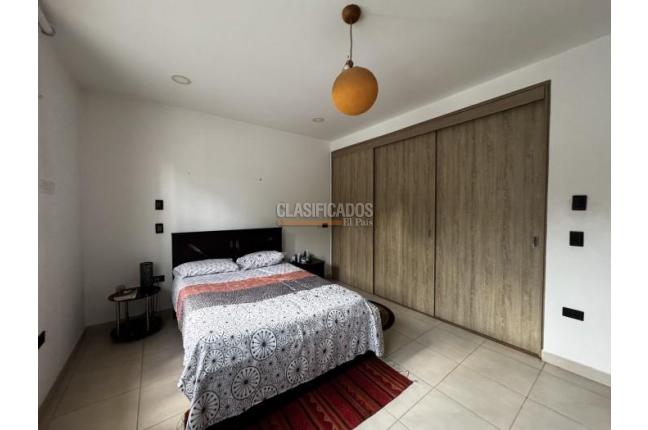Casas, Venta, Miraflores - $360.000.000