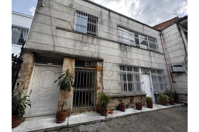 Casas, Venta, Miraflores - $360.000.000