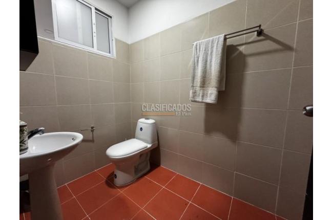 Casas, Venta, Miraflores - $360.000.000