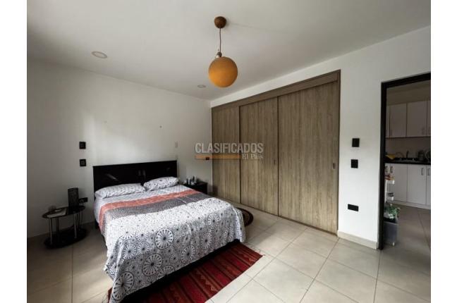 Casas, Venta, Miraflores - $360.000.000