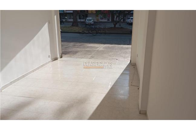 Locales y Bodegas, Alquiler, Cristóbal Colón - $950.000