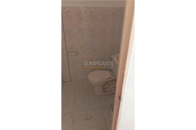 Locales y Bodegas, Alquiler, Cristóbal Colón - $950.000