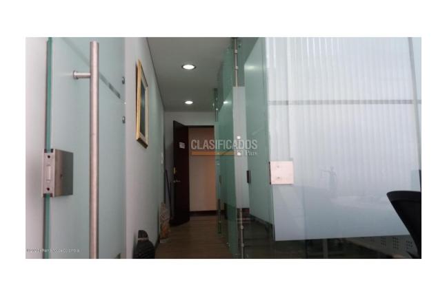 Oficinas y Consultorios, Venta en Bogotá