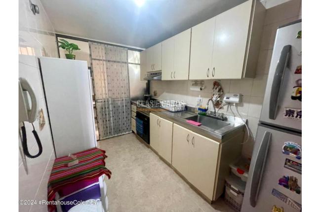 Apartamentos, Venta, Bogotá - $490.000.000