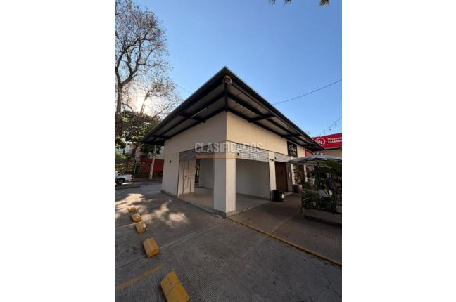 Locales y Bodegas, Alquiler, El Refugio - $5.900.000