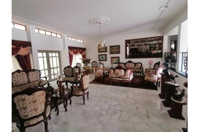 Casas, Alquiler en Pance