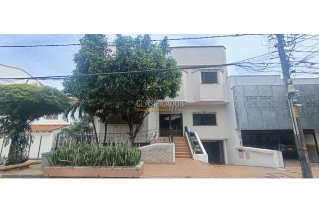 Casas, Alquiler en Ciudad Jardín