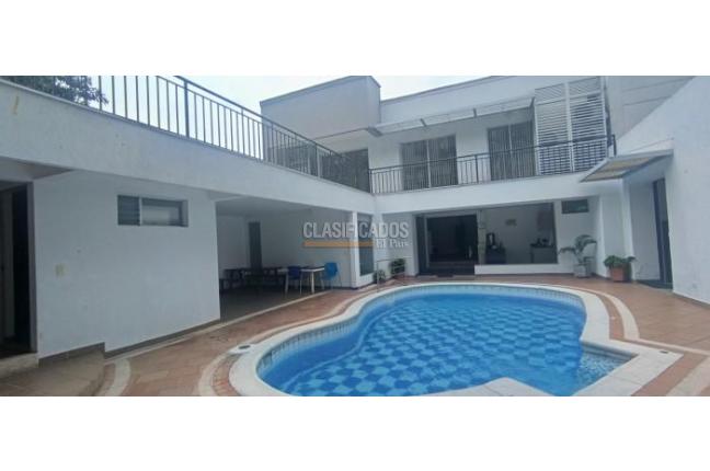 Casas, Alquiler en Ciudad Jardín