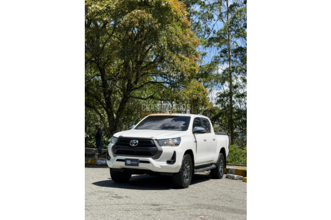 Toyota Hilux 2022