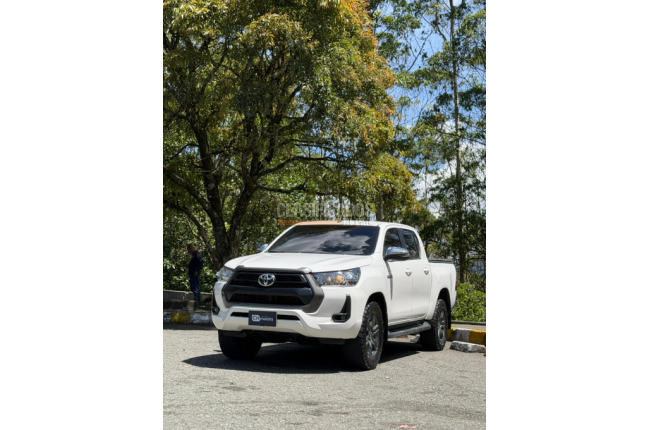 Toyota Hilux 2022