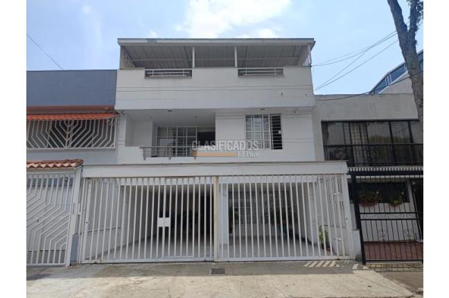 Casas, Venta en Camino Real