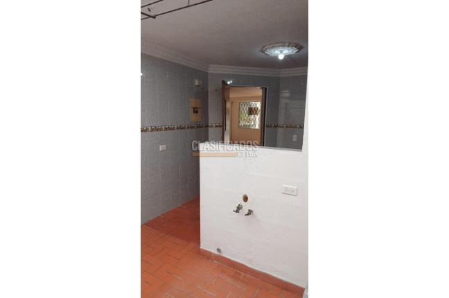 Casas, Venta, La Esmeralda - $293.000.000