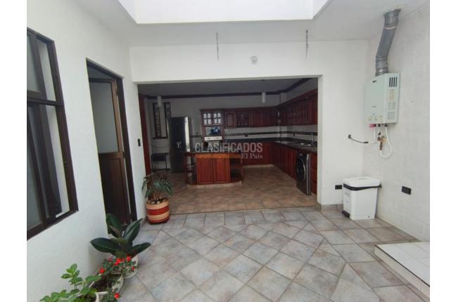 Casas, Alquiler, Ciudad Jardín - $8.000.000