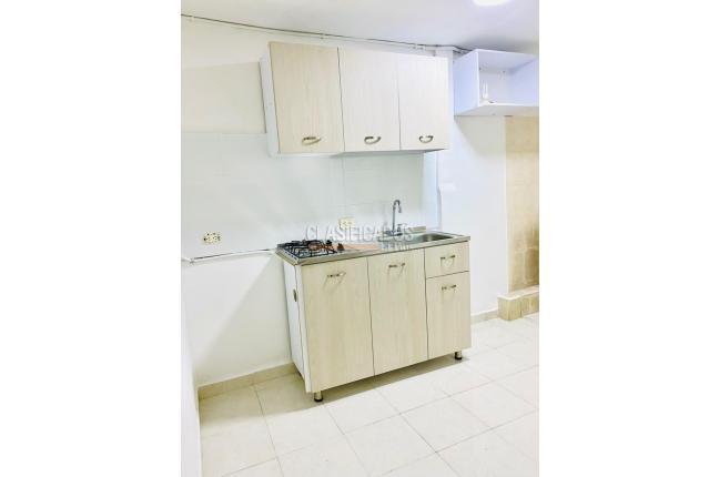 Apartaestudios, Alquiler, La Merced - $1.500.000