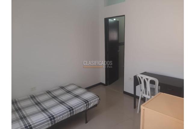 Apartaestudios, Alquiler, Granada - $850.000
