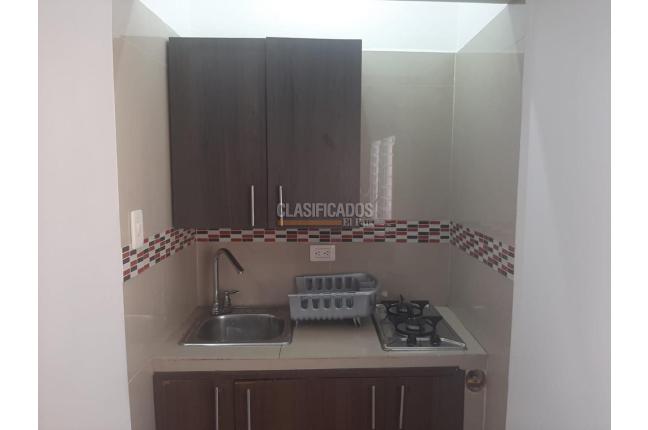 Apartaestudios, Alquiler, Granada - $850.000