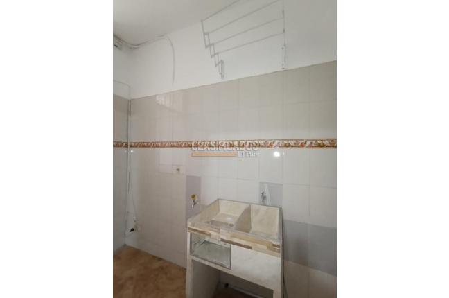 Apartaestudios, Alquiler, Acacias - $750.000