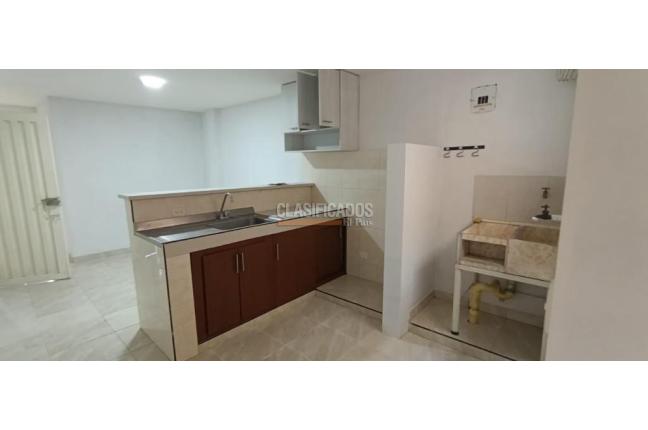 Apartamentos, Alquiler, Salomia - $900.000