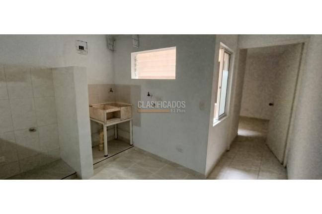Apartamentos, Alquiler, Salomia - $900.000