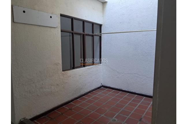 Apartamentos, Alquiler, Alameda - $2.200.000
