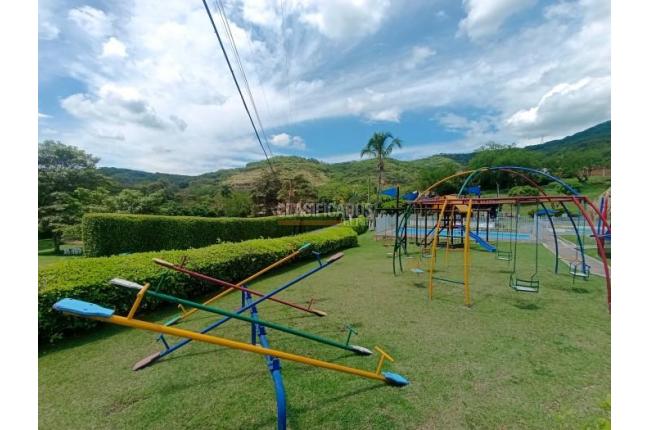 Casas, Venta, Yumbo - $2.000.000.000