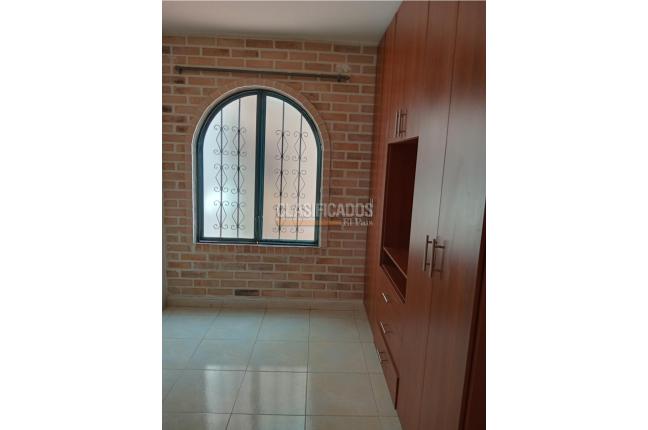 Apartamentos, Alquiler, Ciudad Jardín - $1.900.000