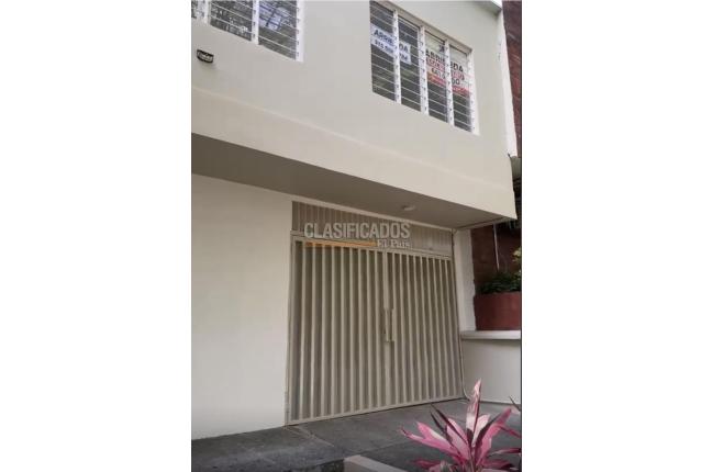 Casas, Alquiler en Santa Teresita