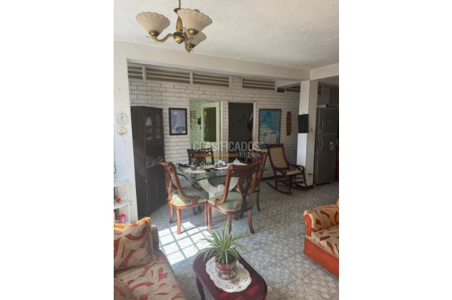 Edificios, Venta, Nueva Floresta - $750.000.000
