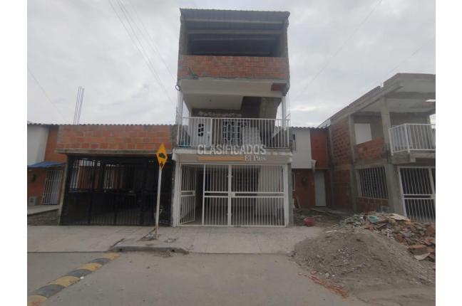 Apartamentos, Alquiler, Candelaria - $700.000