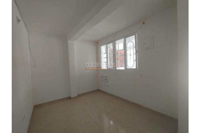 Apartamentos, Alquiler, Candelaria - $700.000