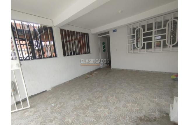 Apartamentos, Alquiler, Candelaria - $700.000