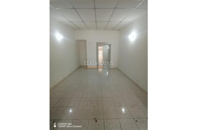 Casas, Alquiler en Calicanto