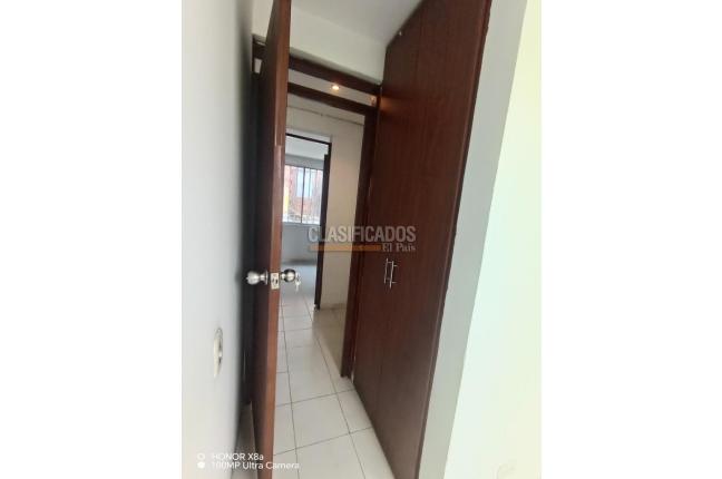 Casas, Alquiler, Calicanto - $2.200.000