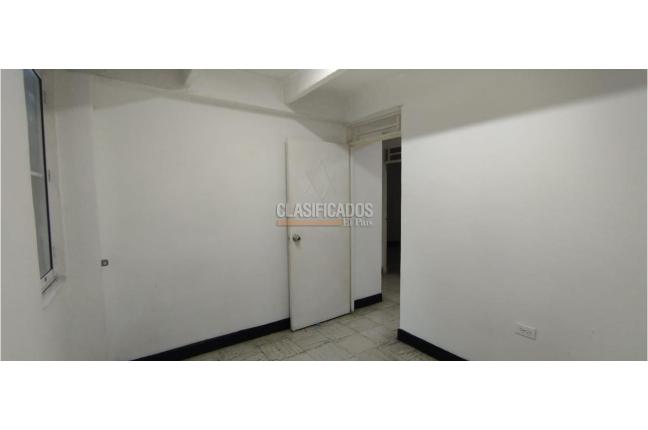 Apartamentos, Venta, Primero de Mayo - $195.000.000