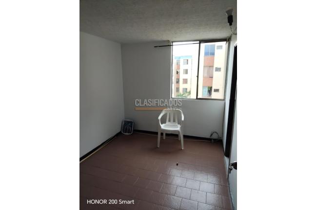 Apartamentos, Alquiler, Calimío - $800.000