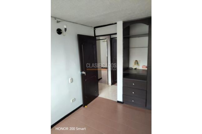 Apartamentos, Alquiler, Calimío - $800.000