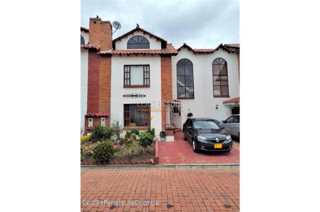 Casas, Venta, Cota - $750.000.000
